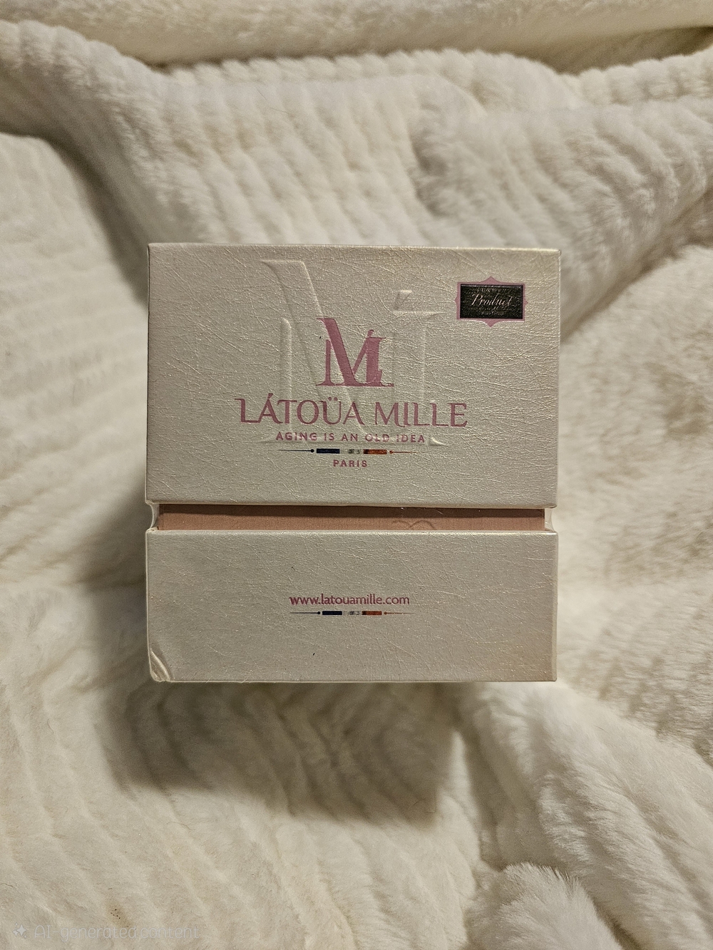 Latoua Mille Resurfacing Collagen Cream for acne-prone skin